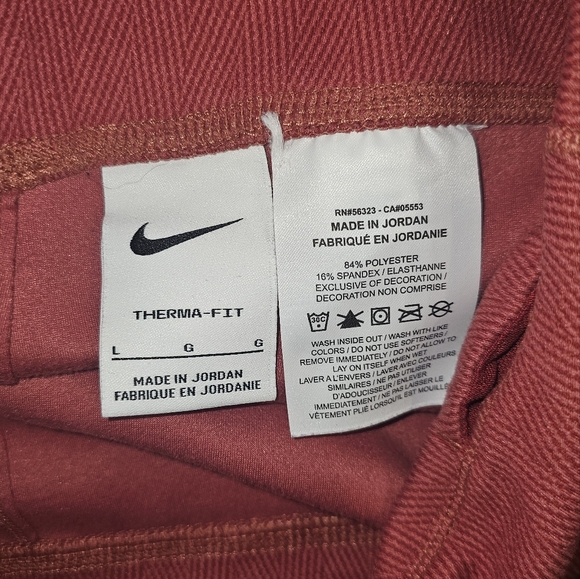 Nike therma fit tights - Picture 7 of 8